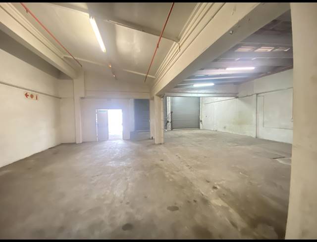 264M² WAREHOUSE TO LET IN BELLVILLE SOUTH